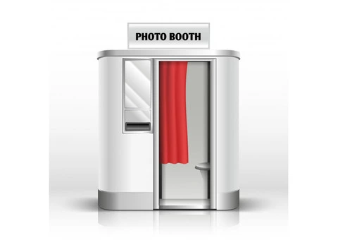 Slay Your Party Fun Adding Mirror Photo Booth And Flower Wall | Call : 1300 140 310 - 3/4