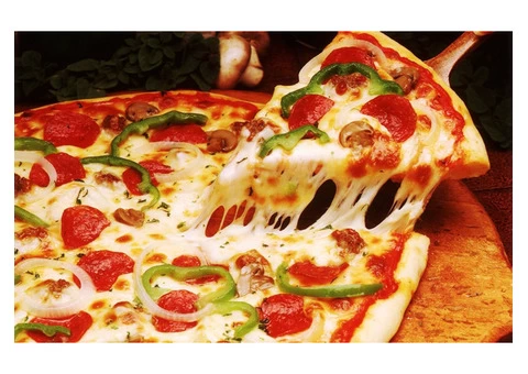 Hot Pan Pizza’s  15%  0FF @ Monica's Pizza-Ridgehaven - 2/4