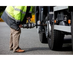 Mobile Truck Tyre Changer || 0498 877 017