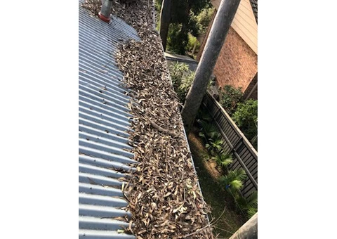Gutter Cleaning Chatswood - 2/4