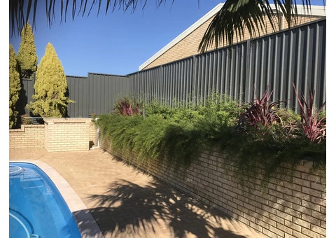 All Perth Fencing offers high-quality & UV-resistant colourbond fences in Perth.