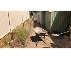 Wood retaining. - Rogers Little Loaders