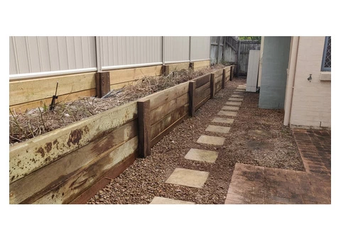 Wood retaining. - Rogers Little Loaders - 5/5