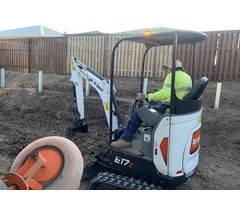 Double tier retaining in Collingwood Park - Rogers Little Loaders