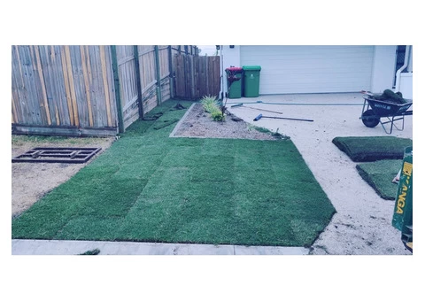 270m returf in 2 long days - Frontyard - Rogers Little Loaders - 5/6