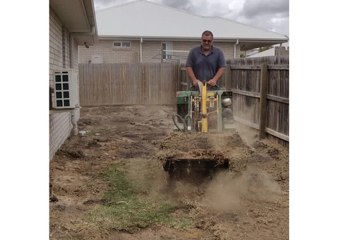 270m returf in 2 long days - Backyard - Rogers Little Loaders - 3/6