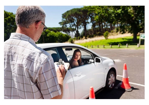 Affordable Driving Lessons in Oxley by Accredited Trainers - 1/5