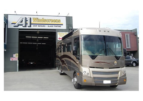 Fast, Reliable & 24 Hours Bus Windscreen Replacement