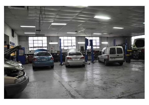 Car Mechanic South Melbourne - Westend Automotive Centre - 3/3