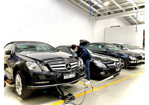 Professional car paint repair in Melbourne - 2/2