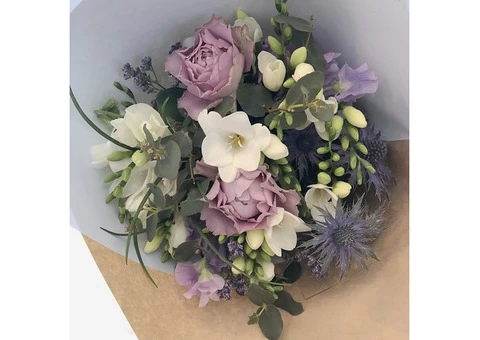 Best Geelong florist online: Mr Collins Florist