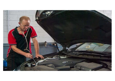 Car Mechanic in Ferntree Gully - Bayswater Automotive Service - 2/3