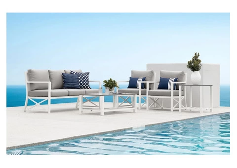 Hire a well-known company for investing in furniture for your outdoor sun lounge