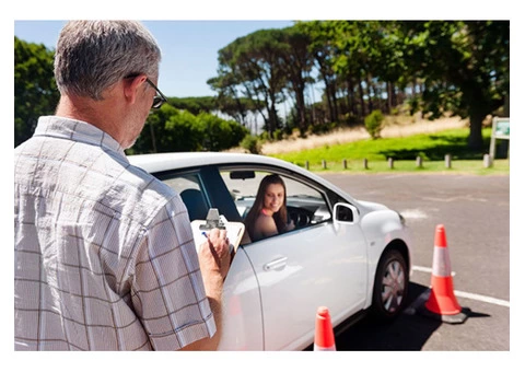 Reliable, Professional & Accredited Driving School in Sherwood