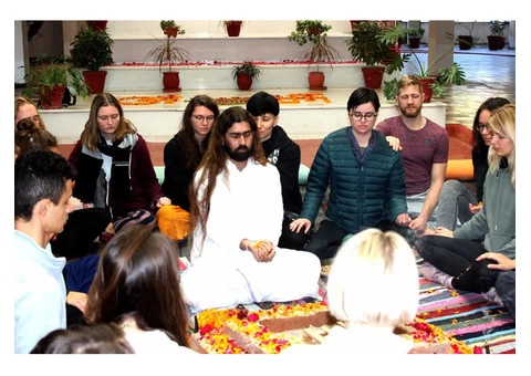 200 Hour Yoga Teacher Training in Rishikesh - 2/3