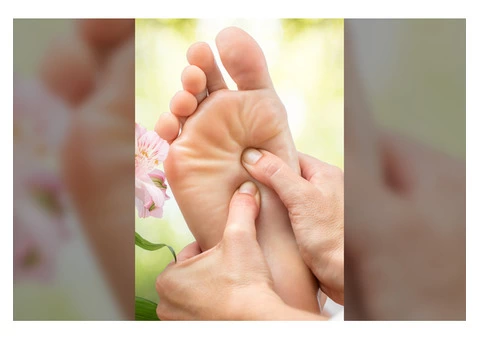 Myotherapy and Massage Treatment Near Me in Glen Iris: Cosmic Healing - 4/6