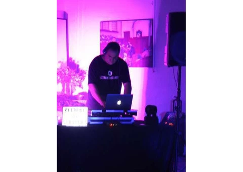 Have a Memorable Wedding with Extreme DJ Services