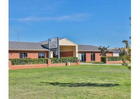 Euston Hotel Rooms and Apartment - 2/4