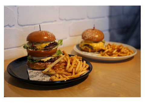Harding’s Burger Central Reservoir - 4/5