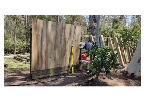 Landscaping in Lota- Fencing - 4/6