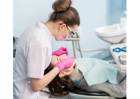 Find the Best Dental Clinic to Improve Your Oral Health - 2/5