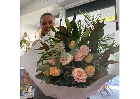 Buy Flower Bouquets Online in Perth | The Twisted Tulip Florist Shop - 1/4