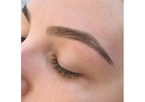 Get Gorgeous Natural-looking Eyebrows Near Me - 3/4