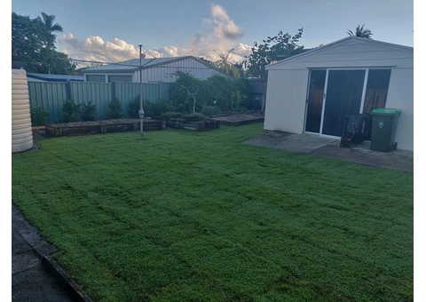 Colour bond fencing with double swinging gates - 7/8