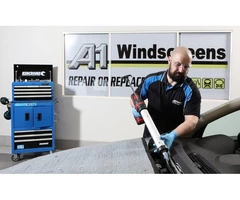 24/7 Mobile Windscreen Rubber Seal Repair & Replacement Services