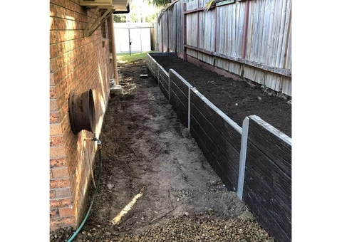 Timber look concrete sleeper retaining wall - 4/8