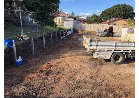 New block retaining and fencing - 5/8