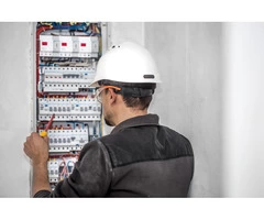 Hire our emergency electricians for instant solutions