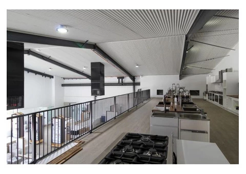 Dynamic Warehouse Solutions - Mezzanine floor office - 3/3