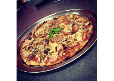 5% off - Piccola Pizzeria Restaurant Menu - Wattle Grove, NSW - 2/4