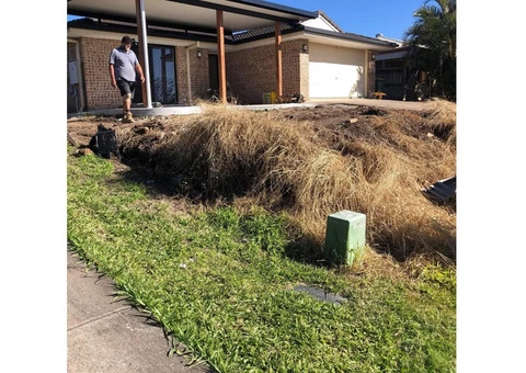 Slate stone concrete sleeper retaining wall - 7/8