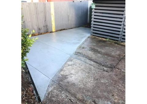 Concrete slab driveway extension - 2/3