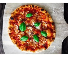 Loui and Frankos Pizza & Pasta on Broadway
