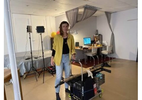 Embodied Practice for Physical & Mental Well Being by Live Particle - 4/8