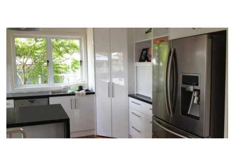 Kitchen Resurfacing in Brisbane | Call (07) 3357 7000