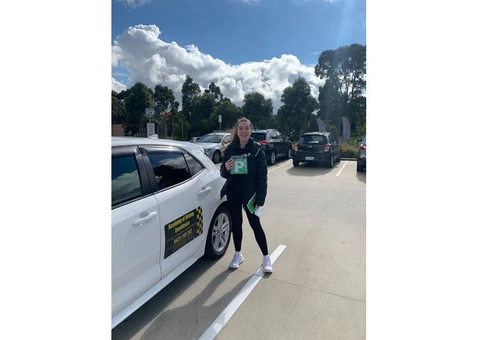 Professional, Trained & Accredited Driving Instructor in Melbourne - 2/2