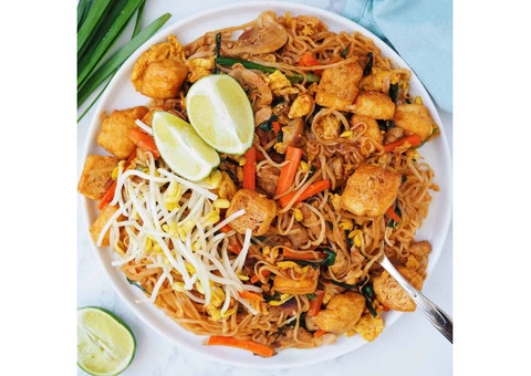 Raevin's Takeaway Mixed Cuisine Menu Strathpine, QLD | 5% off - 1/4