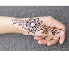 Get affordable Henna Tattoos in Logan