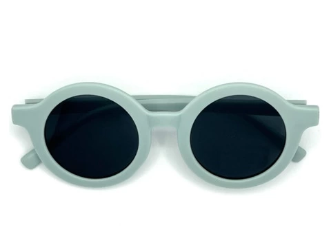 Do Kids Need To Wear Baby Sunglasses? - 2/2