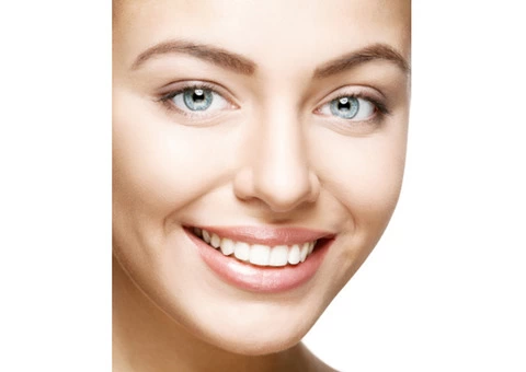 Get a Whiter Smile Using Teeth Whitening - 1/3