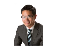 Contact Vascular Surgeon Dr Adrian Ling