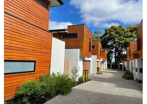 MULTI-UNIT AND TOWNHOUSE DEVELOPMENTS- High End Building & Developments