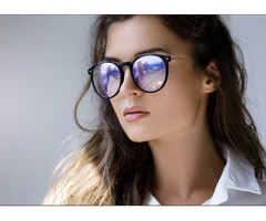 Advantages of Bifocal Glasses| Salisbury Optometrist