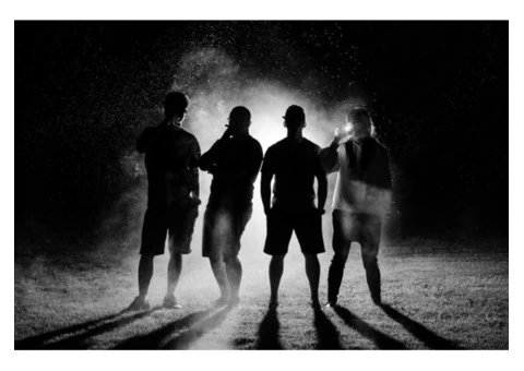 Hire Skilled and Experienced Wedding Photographer - 2/4