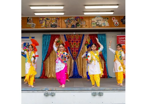 Bhangra Dance Lessons Brisbane | 0431 535 832 / 0404 750 409 - 2/4