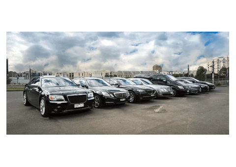 Corporate car hire in Melbourne with a chauffeur